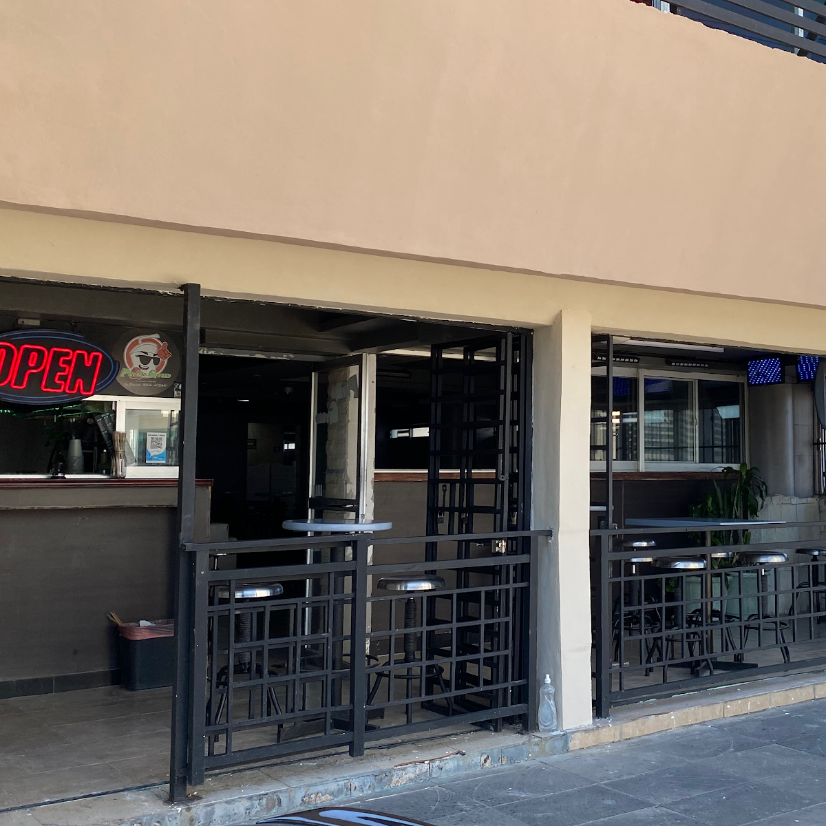 Paraiso Beers: Food & Drinks — Bv. Adolfo Ruu00edz Cortines 504, Costa Verde, 94294 Boca del Ru00edo, Ver., Mexico