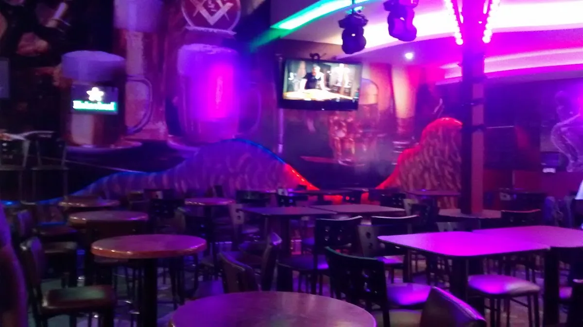 Club La Logia gallery 3