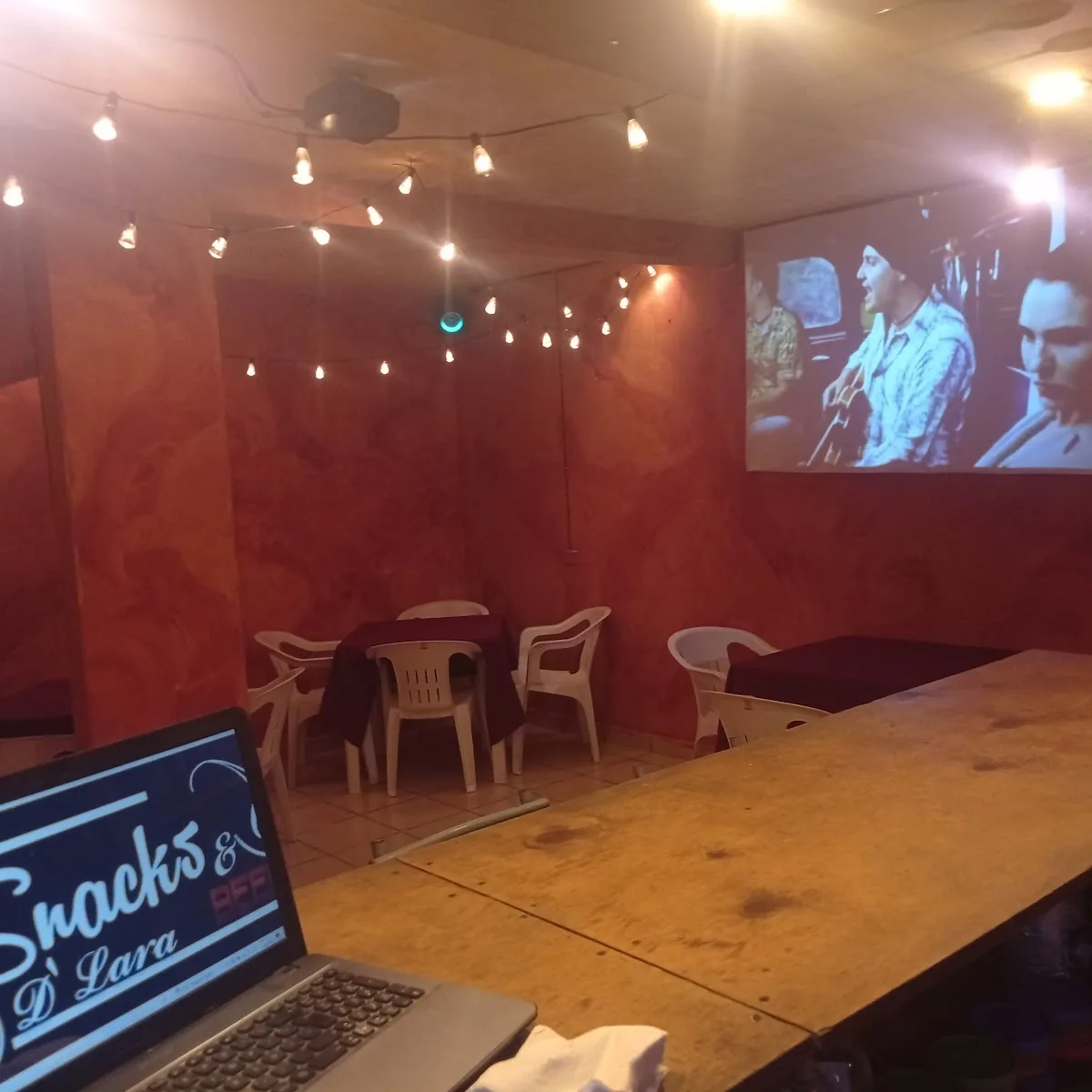 La cantinita Snaks & Beer D’ lara — Vu00edctor Hugo, Amado Nervo, 91274 Perote, Ver., Mexico