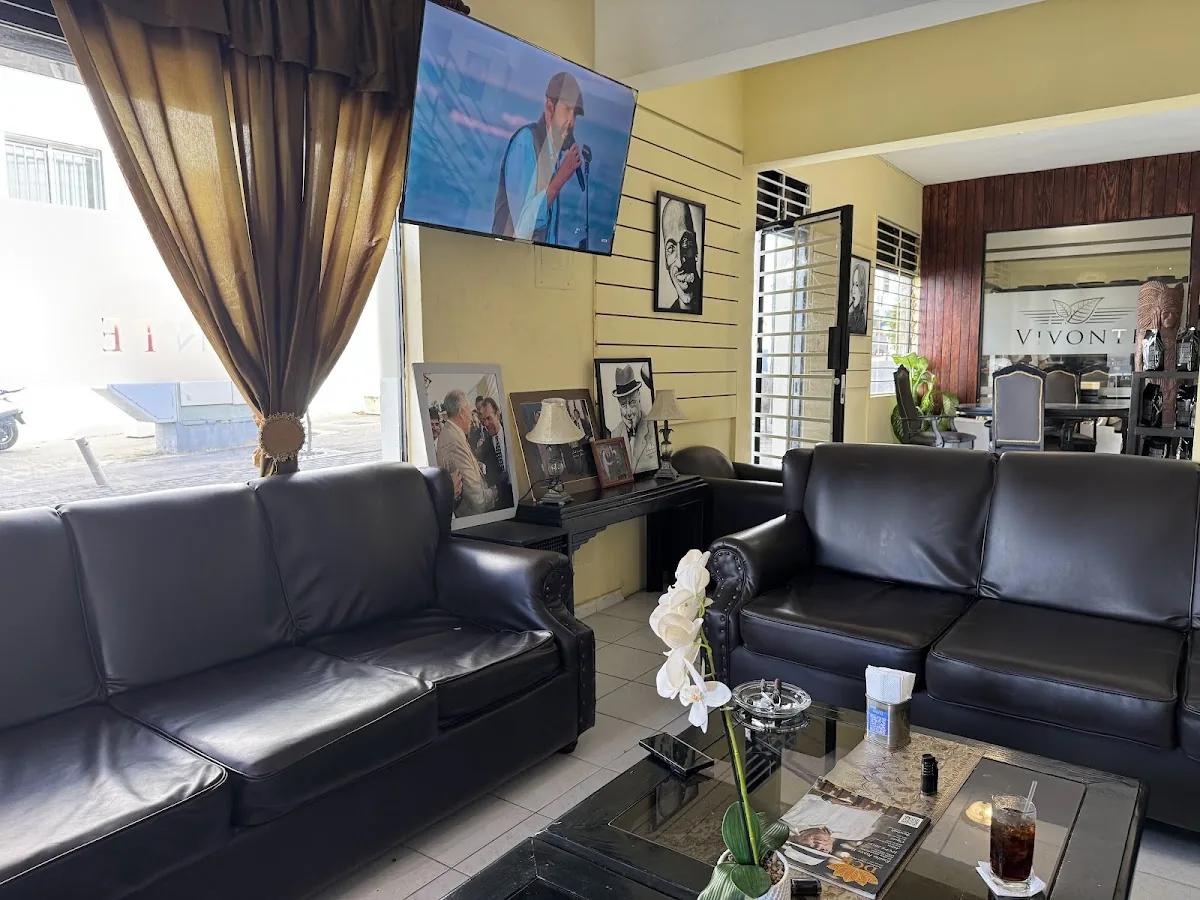 Vivonte Cigar Factory & Lounge gallery 3