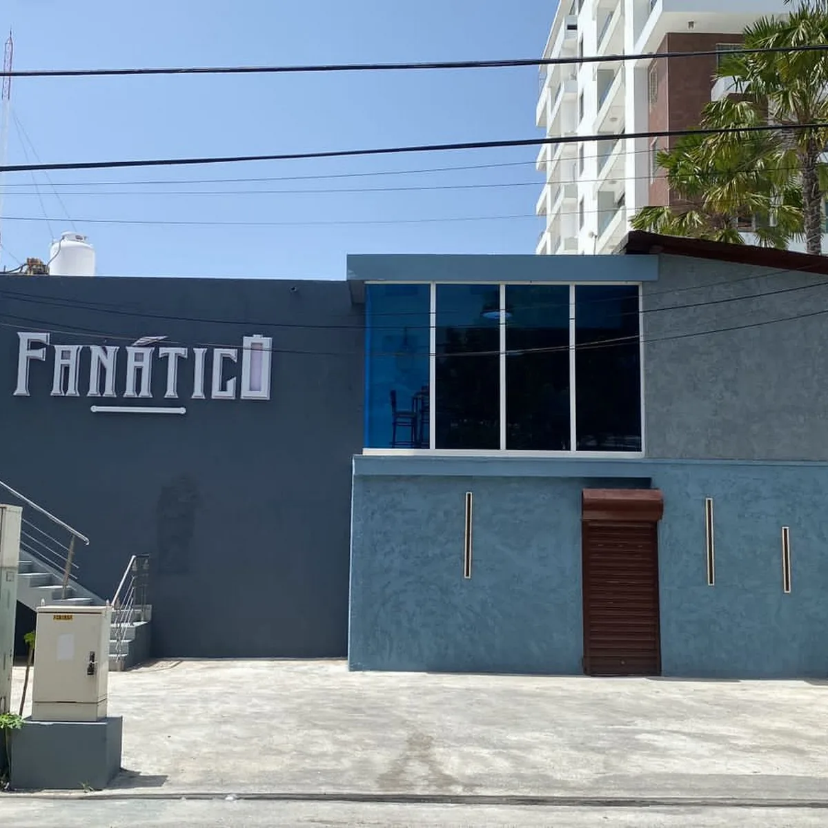Fanático Sport Bar — San Juan Bautista 88, Santo Domingo, Dominican Republic