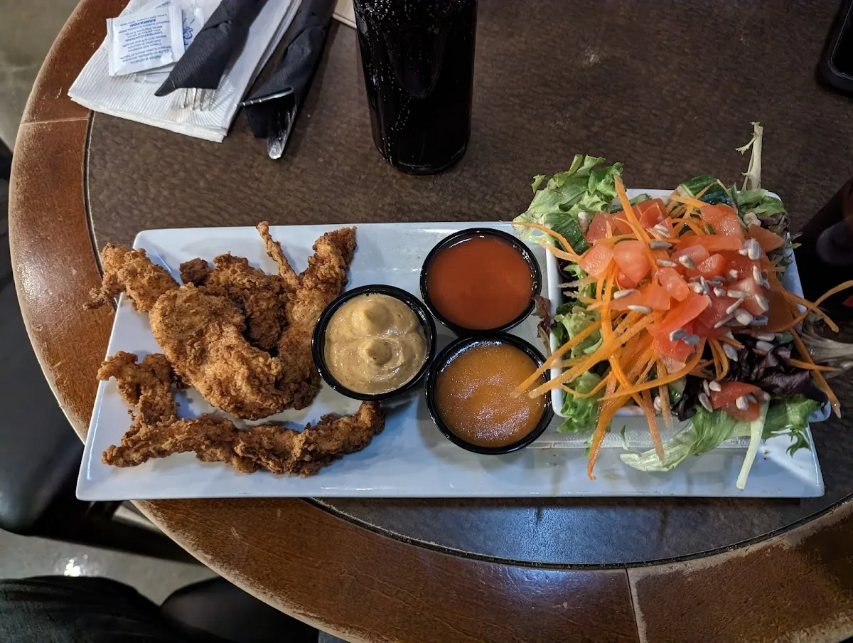 Flight Deck Sports Bar gallery 3