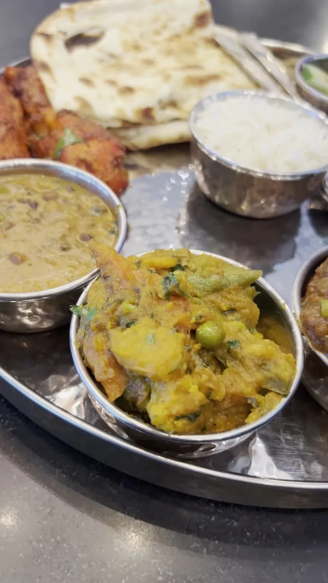 r restaurant gallery 3