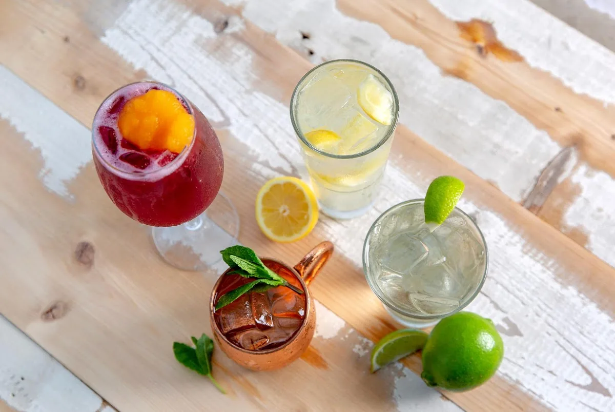 Browns Socialhouse Dawson Creek gallery 3