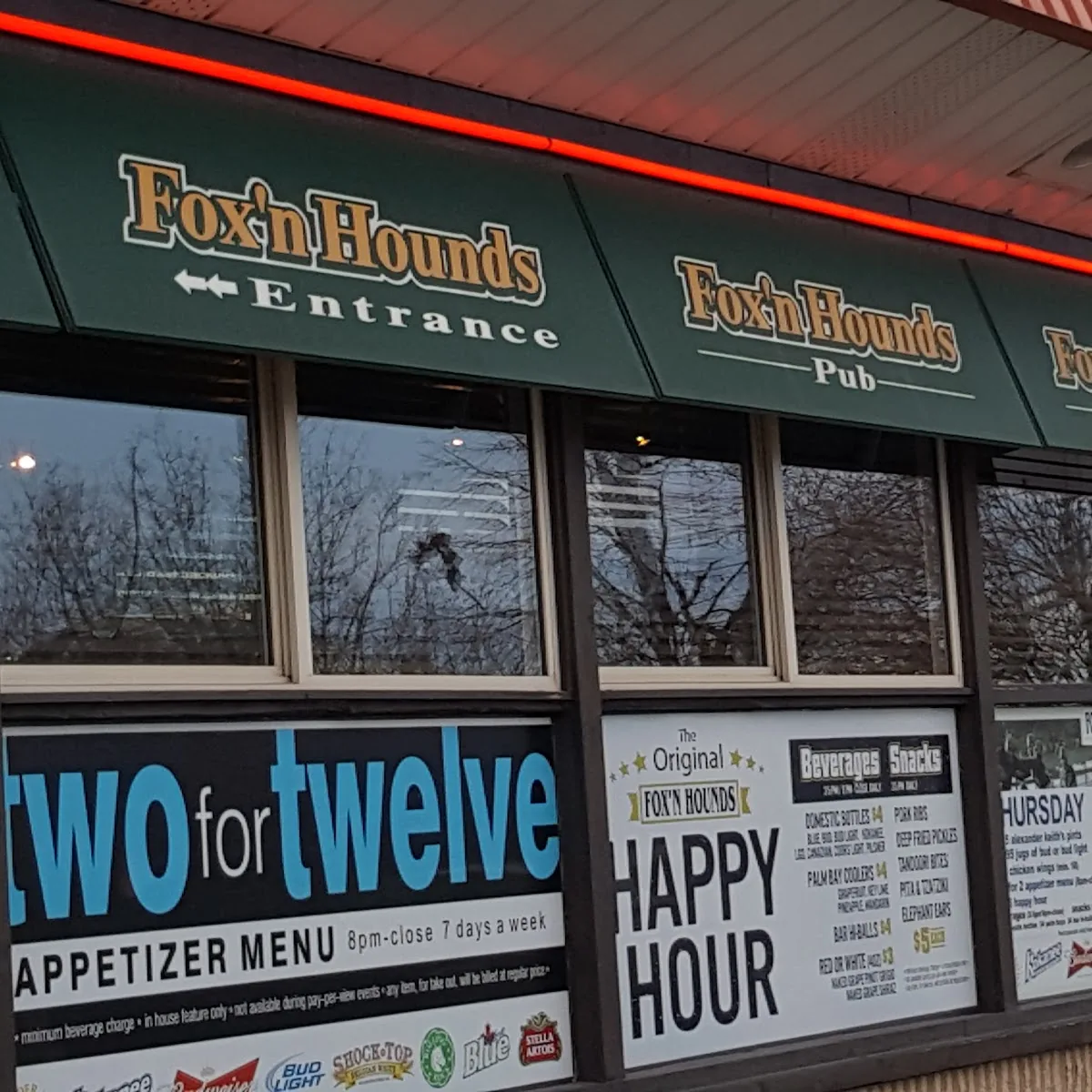 Fox’n Hounds Pub — 945 W Columbia St #20, Kamloops, BC V2C 1L5, Canada