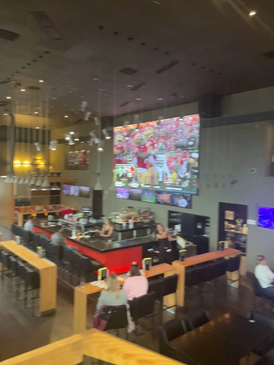 Shark Club Sports Bar & Grill gallery 2