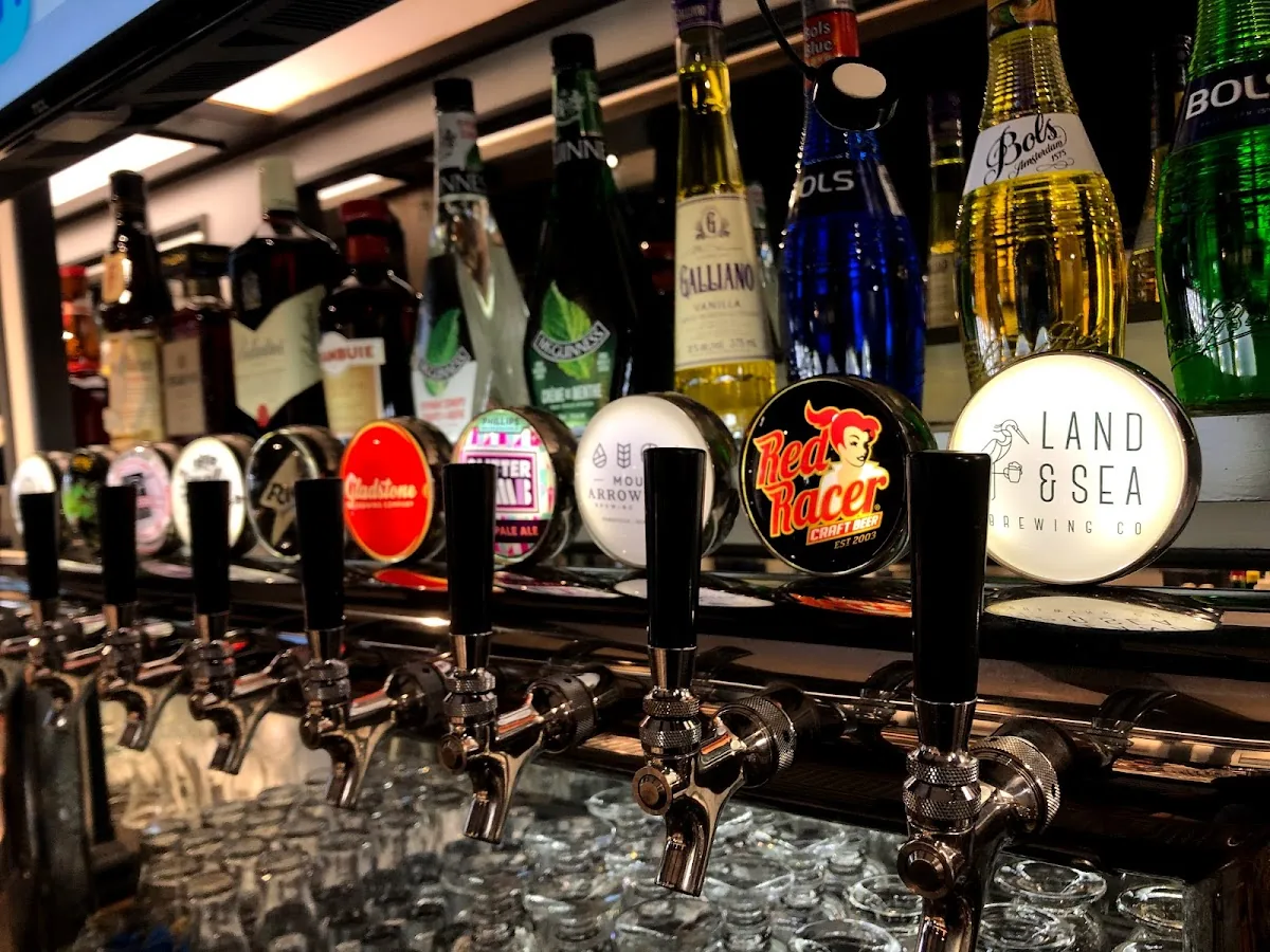 The Oak Taphouse gallery 2