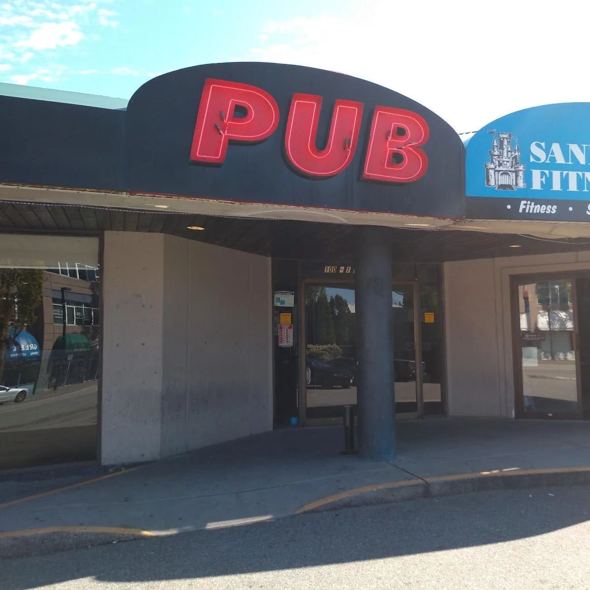 Baseline’s Pub — 1938 152 St, Surrey, BC V4A 1X6, Canada