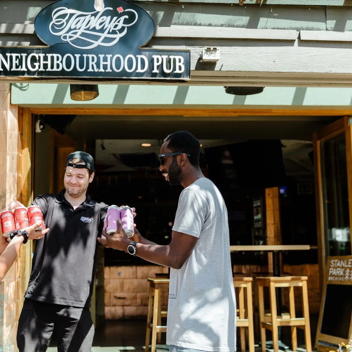 Tapley’s Neighbourhood Pub — 4119 Golfers Approach, Whistler, BC V0N 1B4, Canada