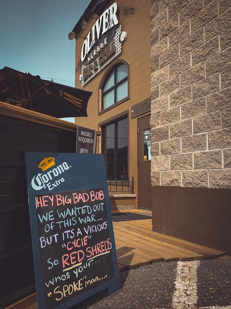 Oliver Street Bar & Grill gallery 2