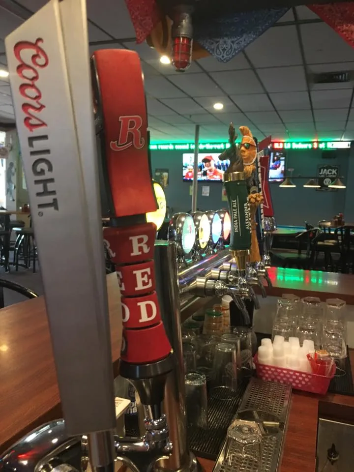 On The Rocks Bar & Niteclub gallery 2