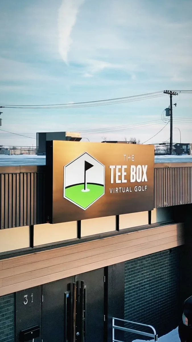 The Tee Box Virtual Golf gallery 3