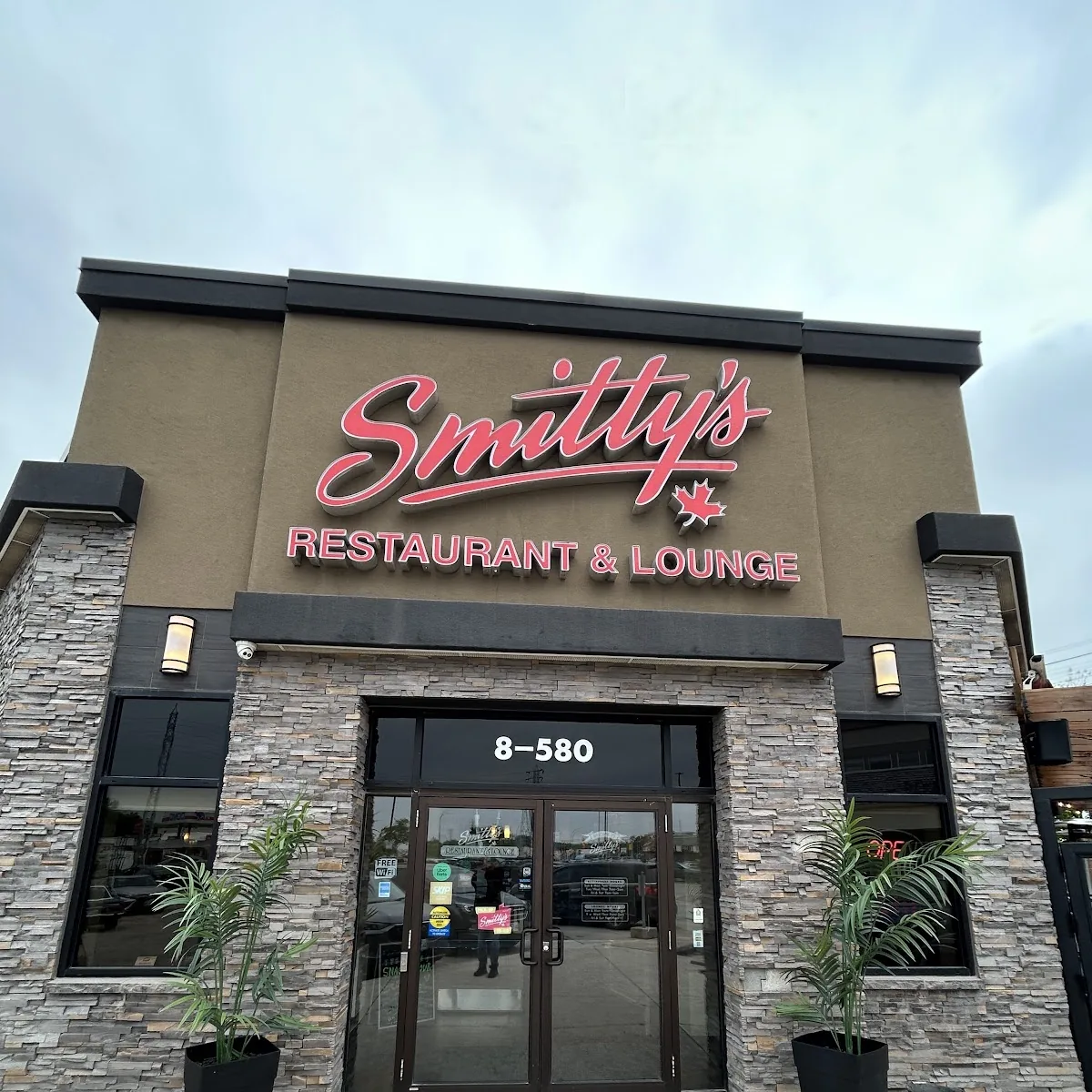 Smitty’s Restaurant & Lounge – Winnipeg 580 Pembina — 580 Pembina Hwy, Winnipeg, MB R3M 2M5, Canada