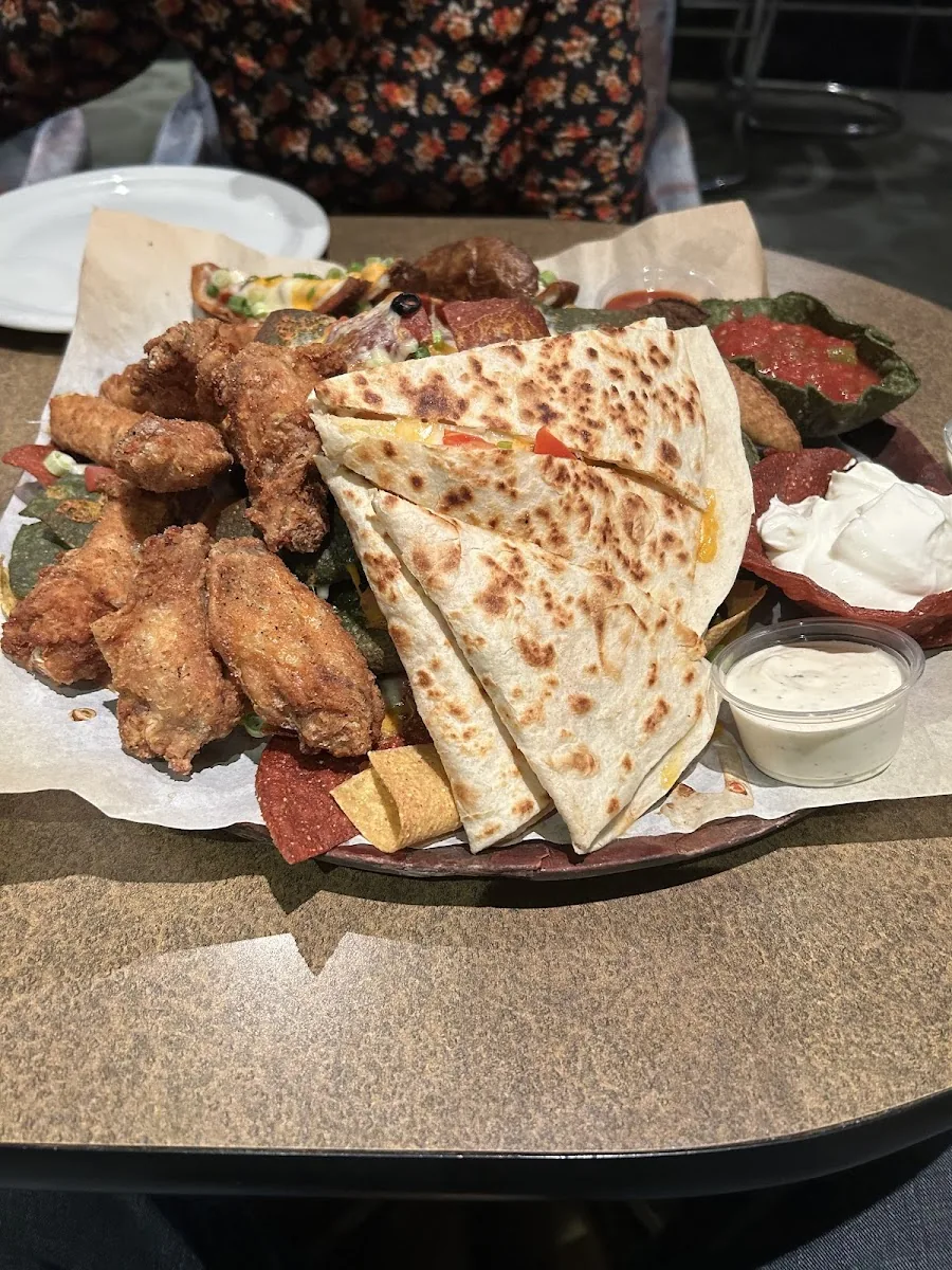 Legend’s Restaurant & Sports gallery 2