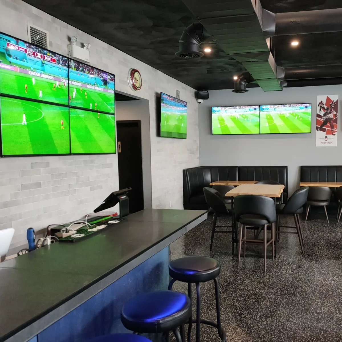 The Local Sportspub and Taproom — 1715 Main St, Moncton, NB E1E 1H1, Canada