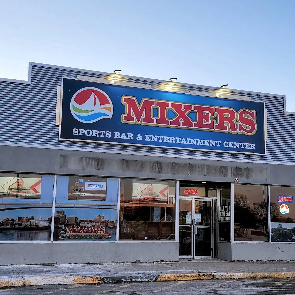 Mixers Sports Bar — 87 Lansdowne Ave, Saint John, NB E2K 3A1, Canada