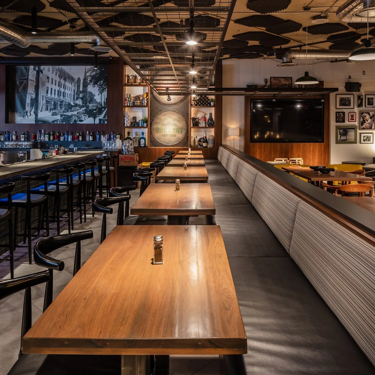 Niche Lounge — 1645 Granville St, Halifax, NS B3J 1X3, Canada