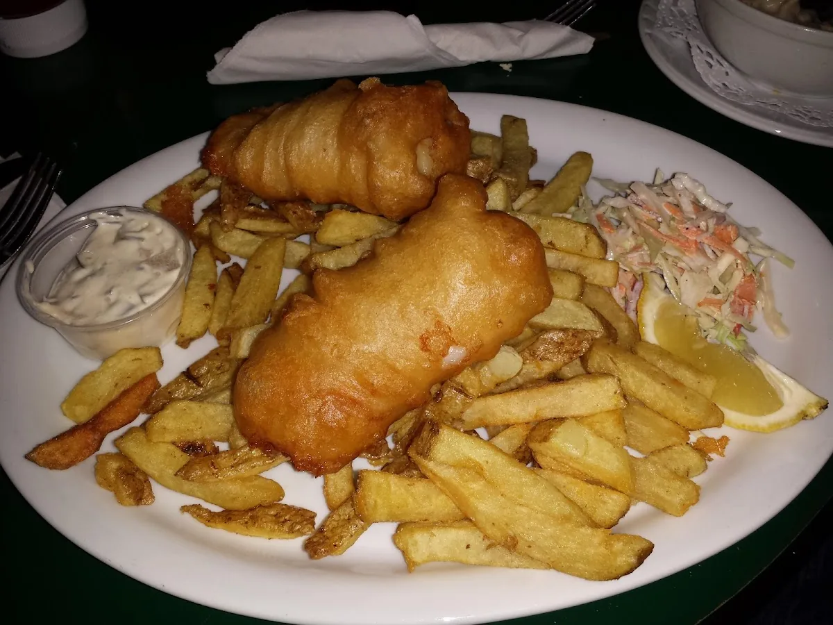 Rejeanne’s Sports Bar & Grill gallery 2