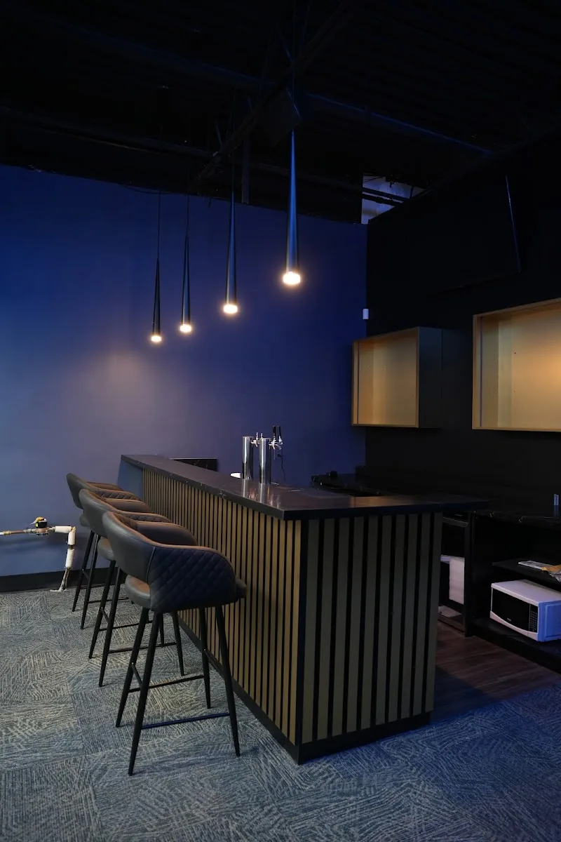 The og’s pool & sports bar gallery 2