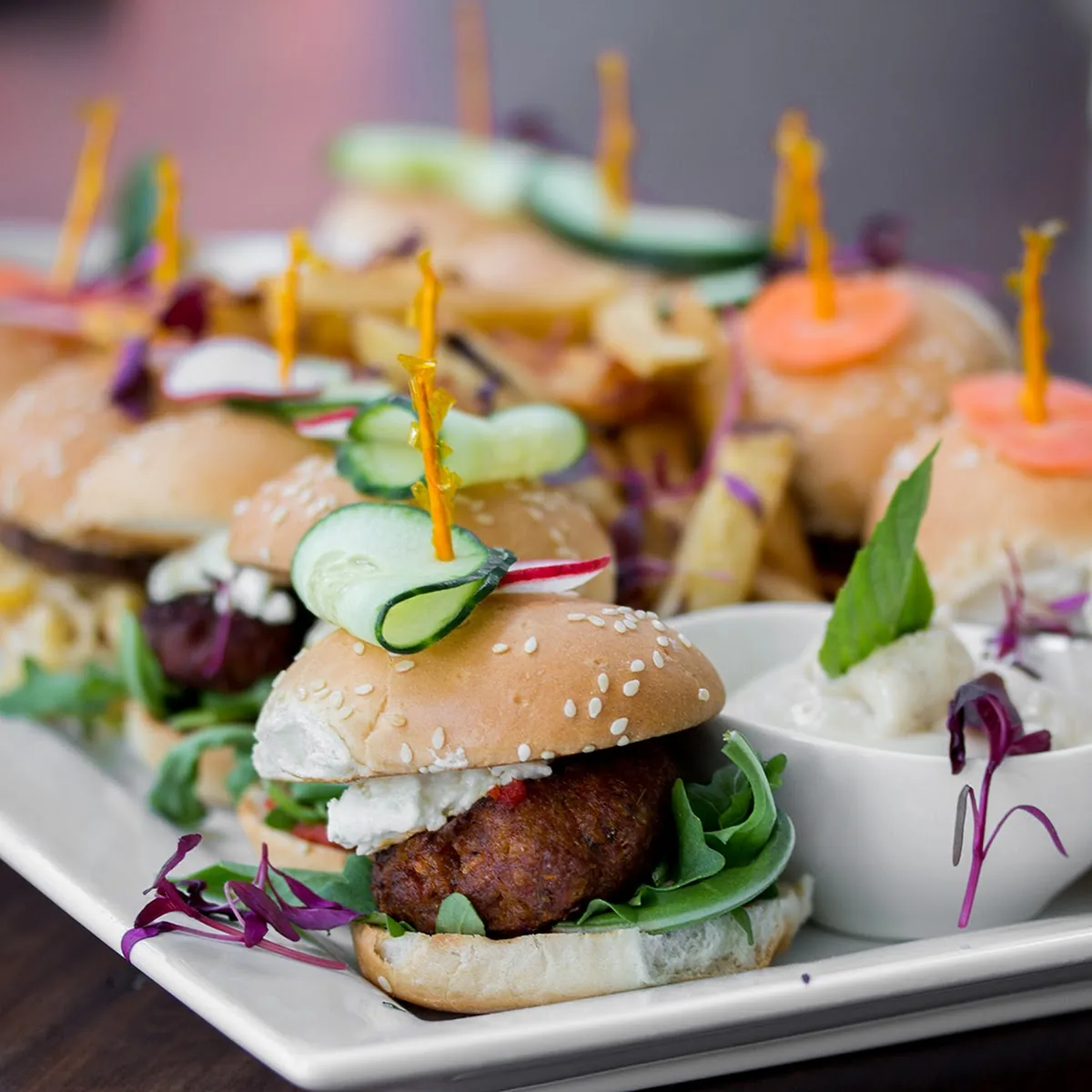 Endzone Sports Bar & Grill — 10886 Hurontario St UNIT 1A, Brampton, ON L7A 3R9, Canada