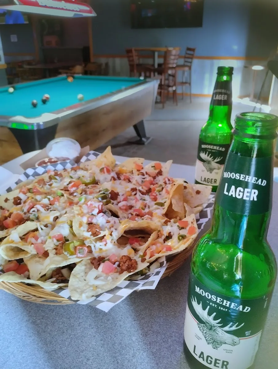 Sidelines Sports Bar & Grill gallery 2