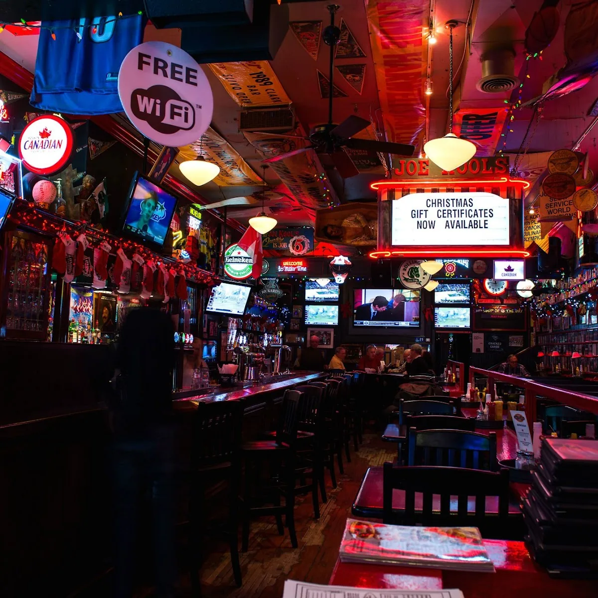 Joe Kool’s — 595 Richmond St, London, ON N6A 1M6, Canada