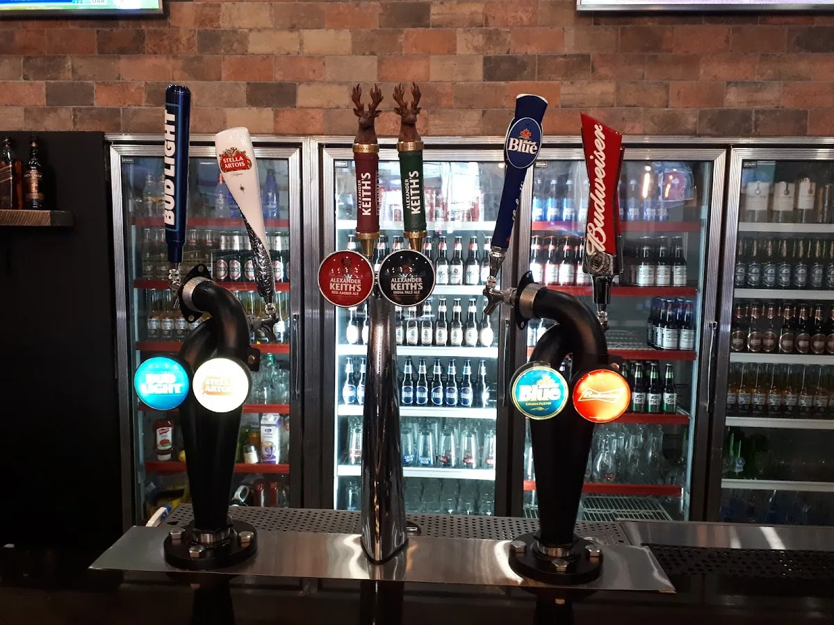 Ralph’s Sports Bar gallery 2
