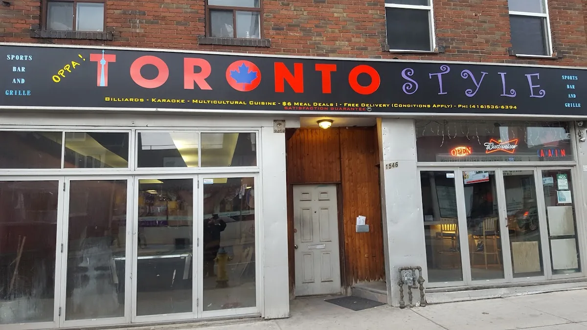 Toronto Style Bar & Grill gallery 2