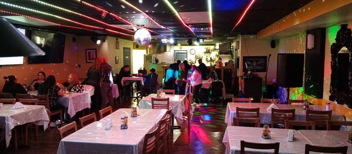 Marinho Sports Bar gallery 3