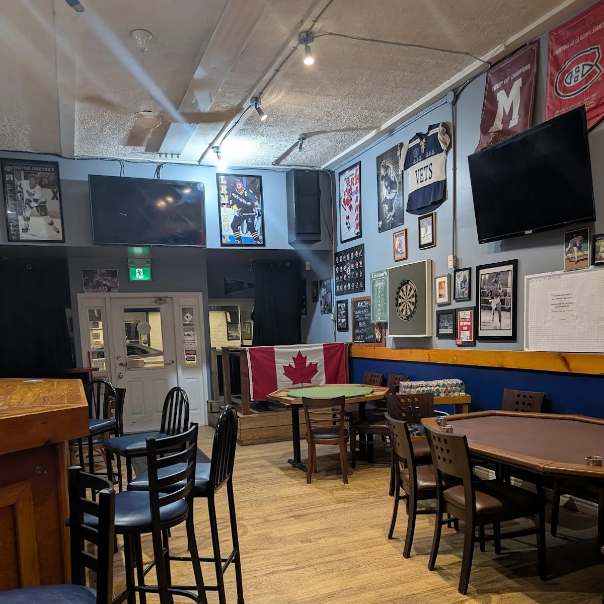 Jack-O’s Sports Bar — 509 Dundas St, Woodstock, ON N4S 1C3, Canada