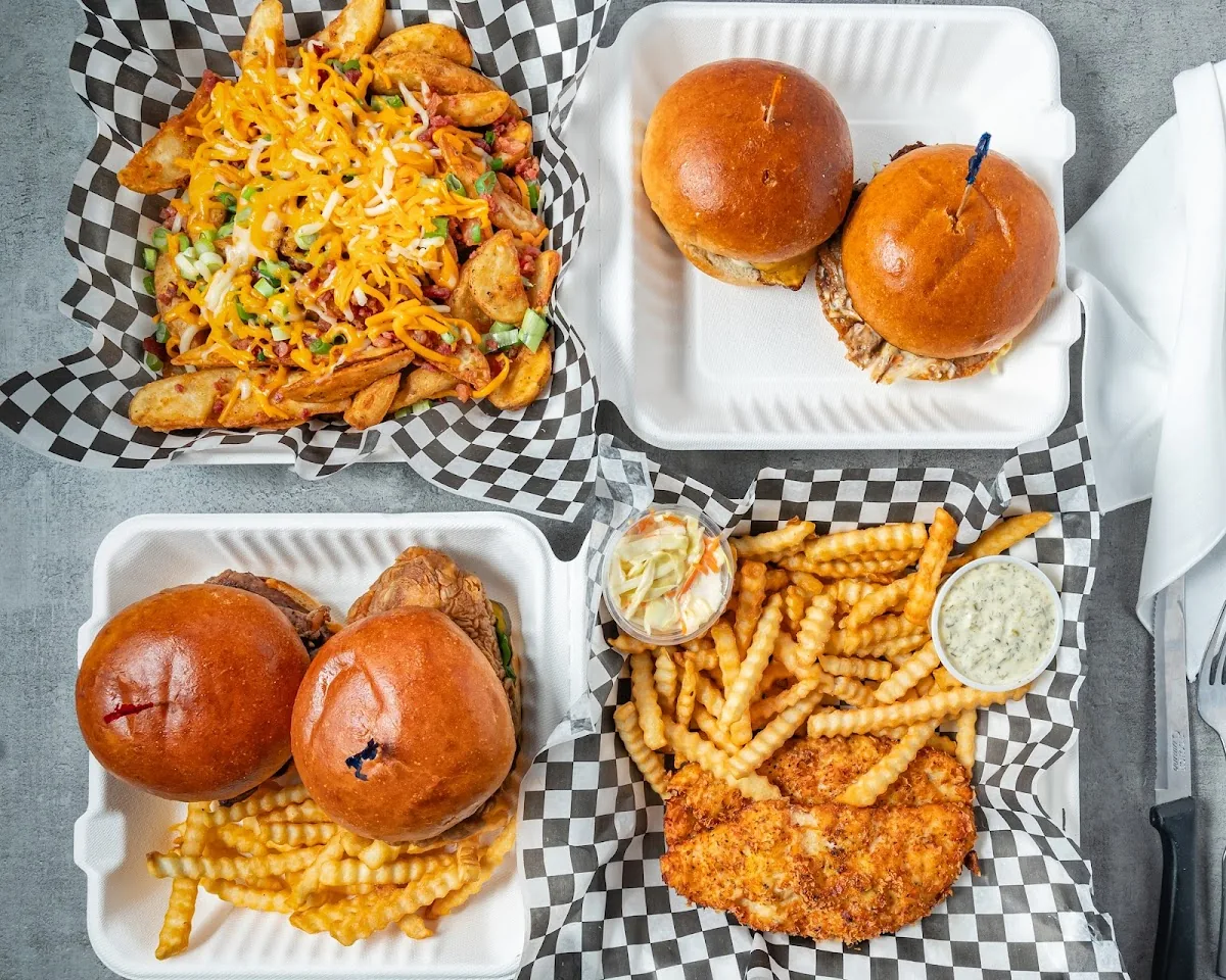 Yogi’s Food & Bar gallery 2
