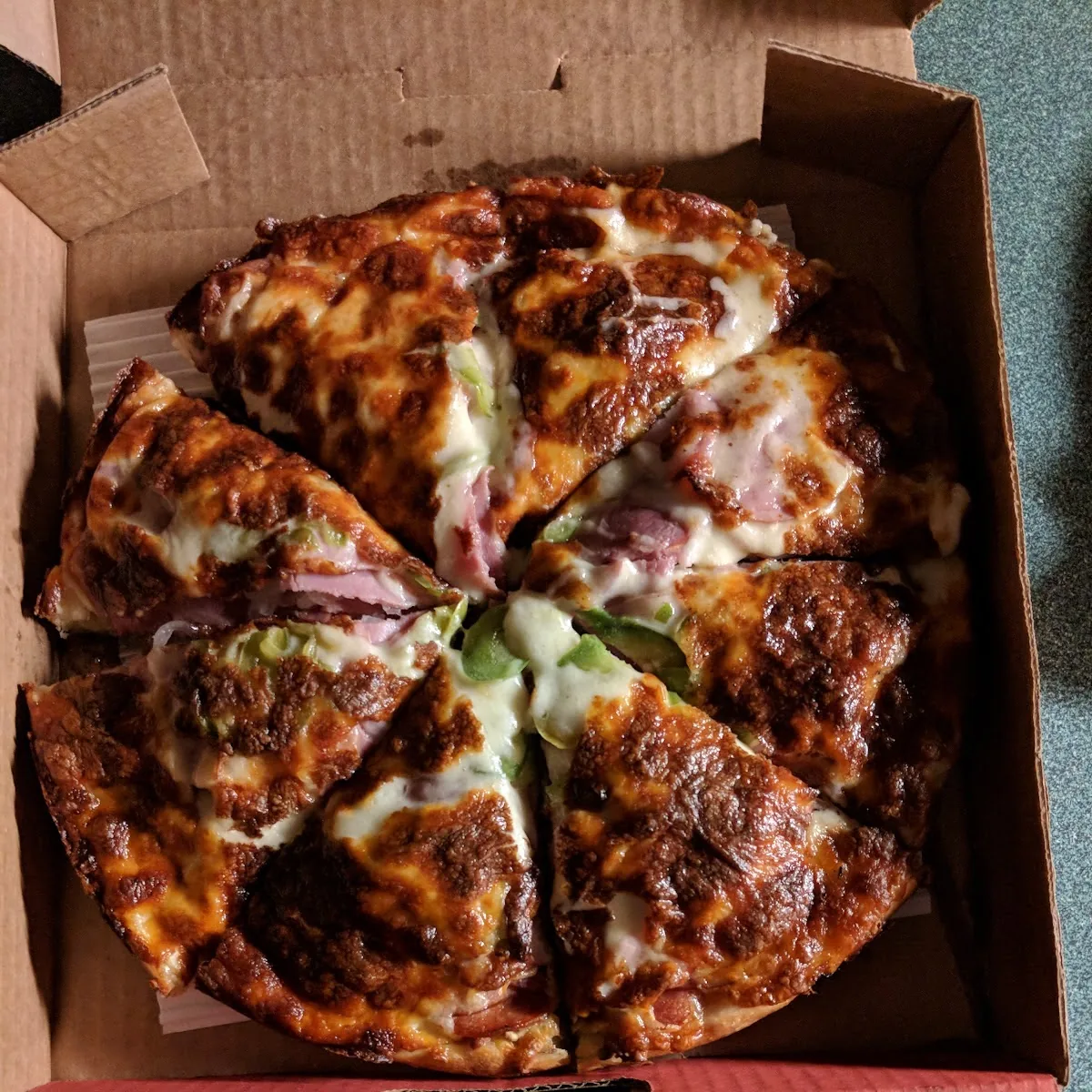 Houston Pizza — 328 McCarthy Blvd, Regina, SK S4R 7M2, Canada