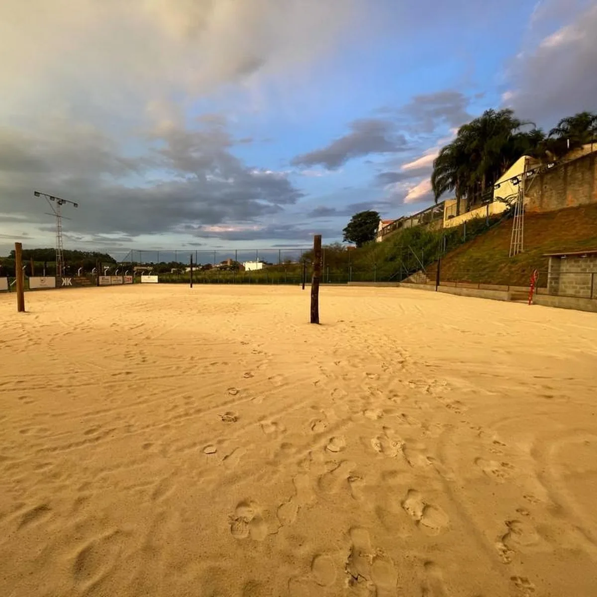 Sun House Beach Tennis — R. Valdemar Boldrin, 50 - Jardim Alto das Araras, Araras - SP, 13804-142, Brazil
