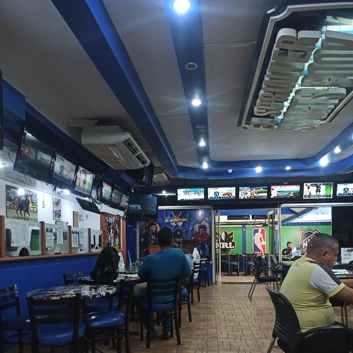 El Sprinter Sportsbook — 6016 Av. Diego Bautista Urbaneja C.C Kariu00f1a PB Local 6, Lecheru00eda 6016, Anzou00e1tegui, Venezuela