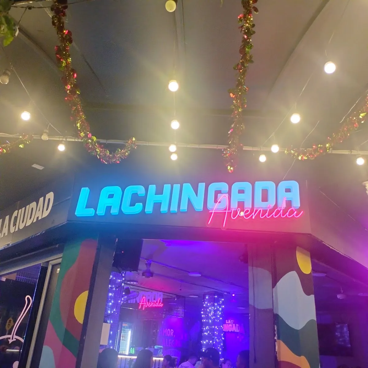 Mr. Chelada Bar – Micheladas, Cocteles y Shots gallery 2