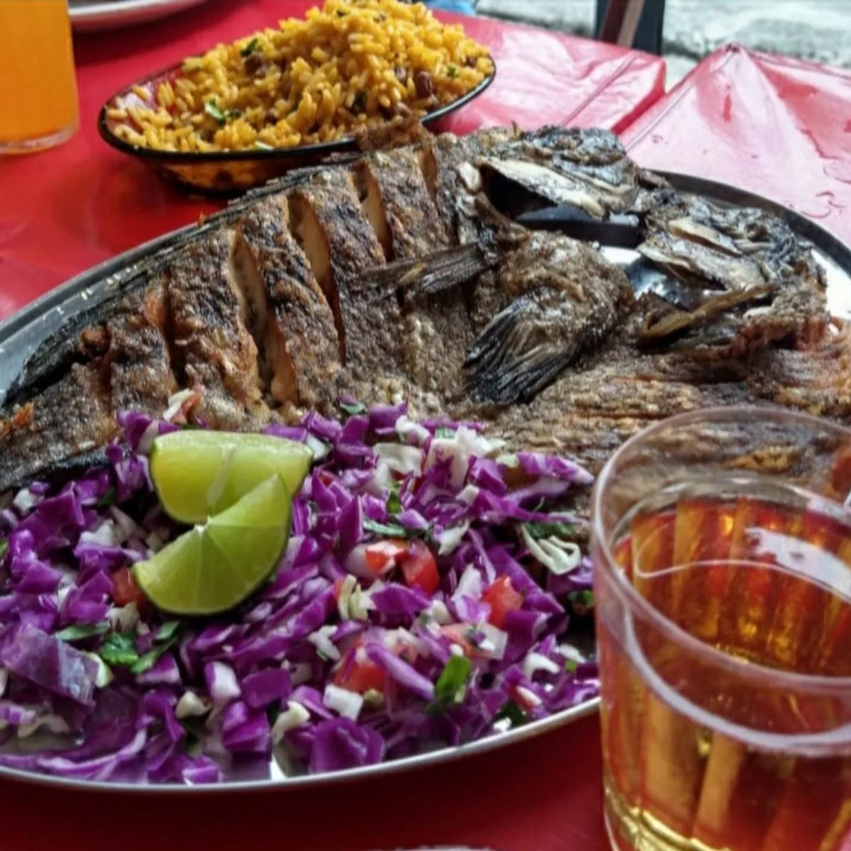 Bar e Restaurante do fabinho — Zona rural timbauba .fazenda nova Rodovia senador fernandes Tu00e1vora palestina boa viagem Ce 266, km 28 - Fazenda nova, Boa Viagem - CE, 63870-000, Brazil