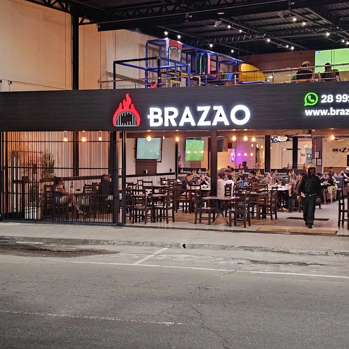 Brazão — Av. Beira-Rio, 317 - Guandu00fa, Cachoeiro de Itapemirim - ES, 29300-765, Brazil