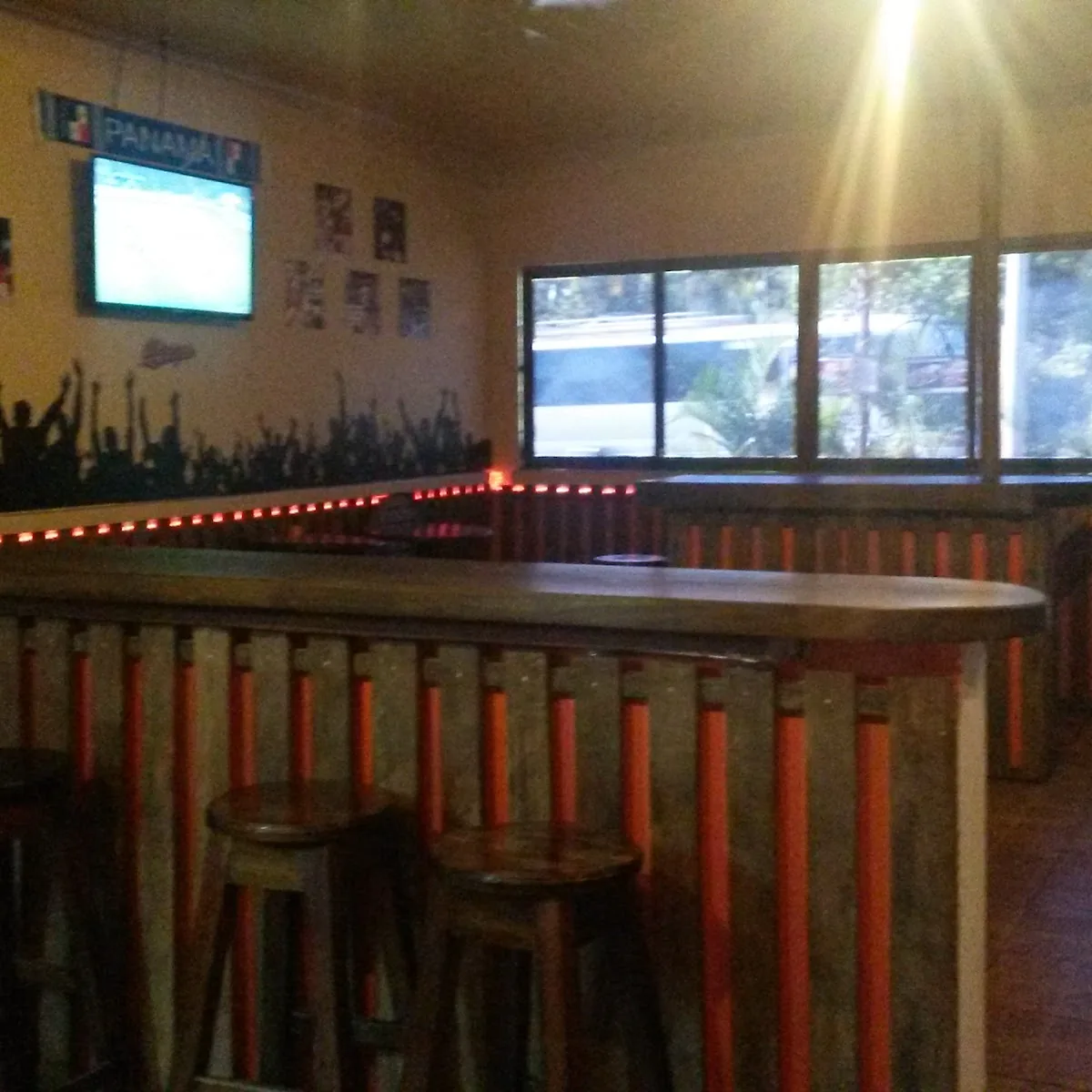 Fortuna Bar & Lounge — De Caldera a el Cope 24-13, Caldera, Provincia de Chiriquu00ed, Panama
