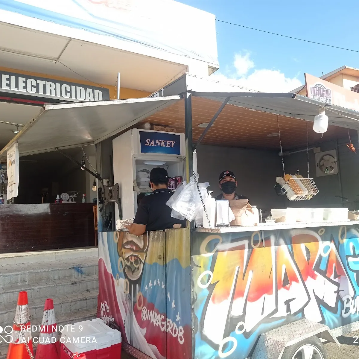 BAR MONO-BURGUER — Av. Cincuentenario 507, Capira, Provincia de Panamu00e1 Oeste, Panama