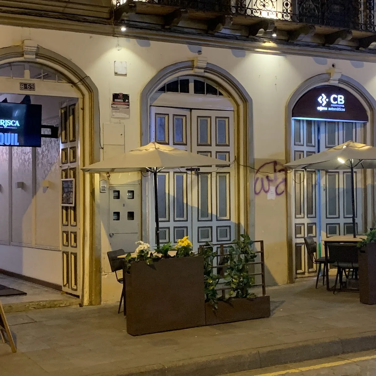 Chill & Chela Beer Garden — Imbabura 4-64 y, Cuenca 010202, Ecuador