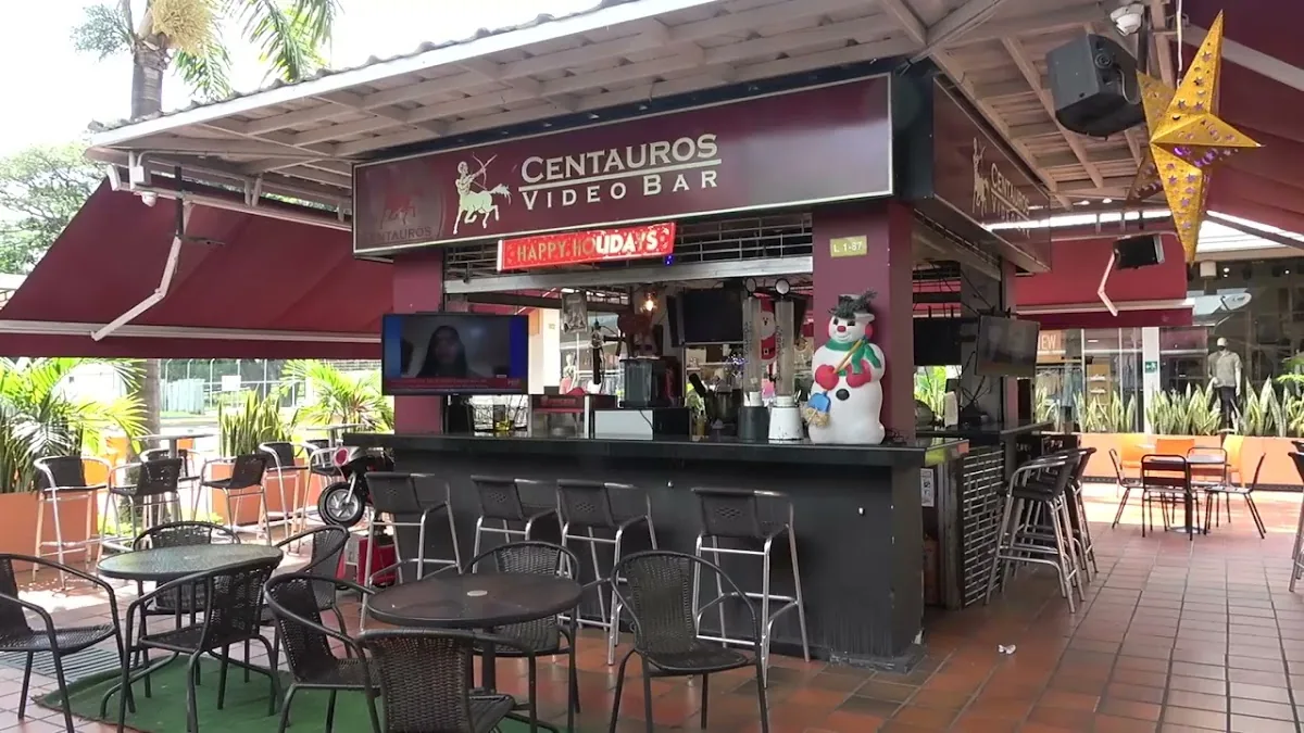 Centauros Video Bar gallery 3
