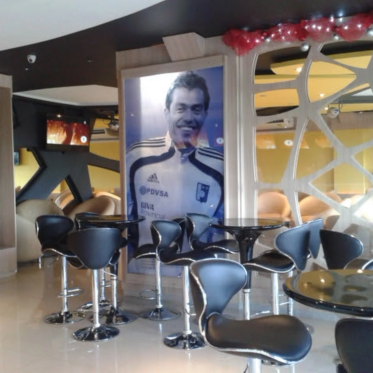 Platinum Sport Bar, Guanare — Carrera 2 esquina Edificio Platinum Piso 2., C. 7, Guanare 3350, Portuguesa, Venezuela