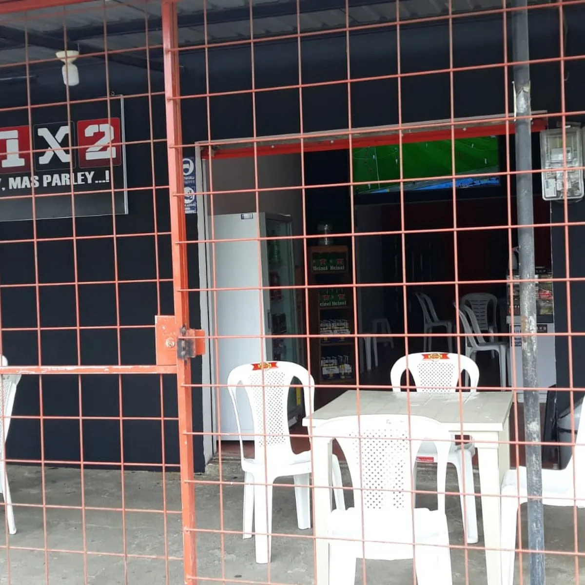 MAS PARLEY, DE LEY — CDLA EL CISNE, Huaquillas 070702, Ecuador