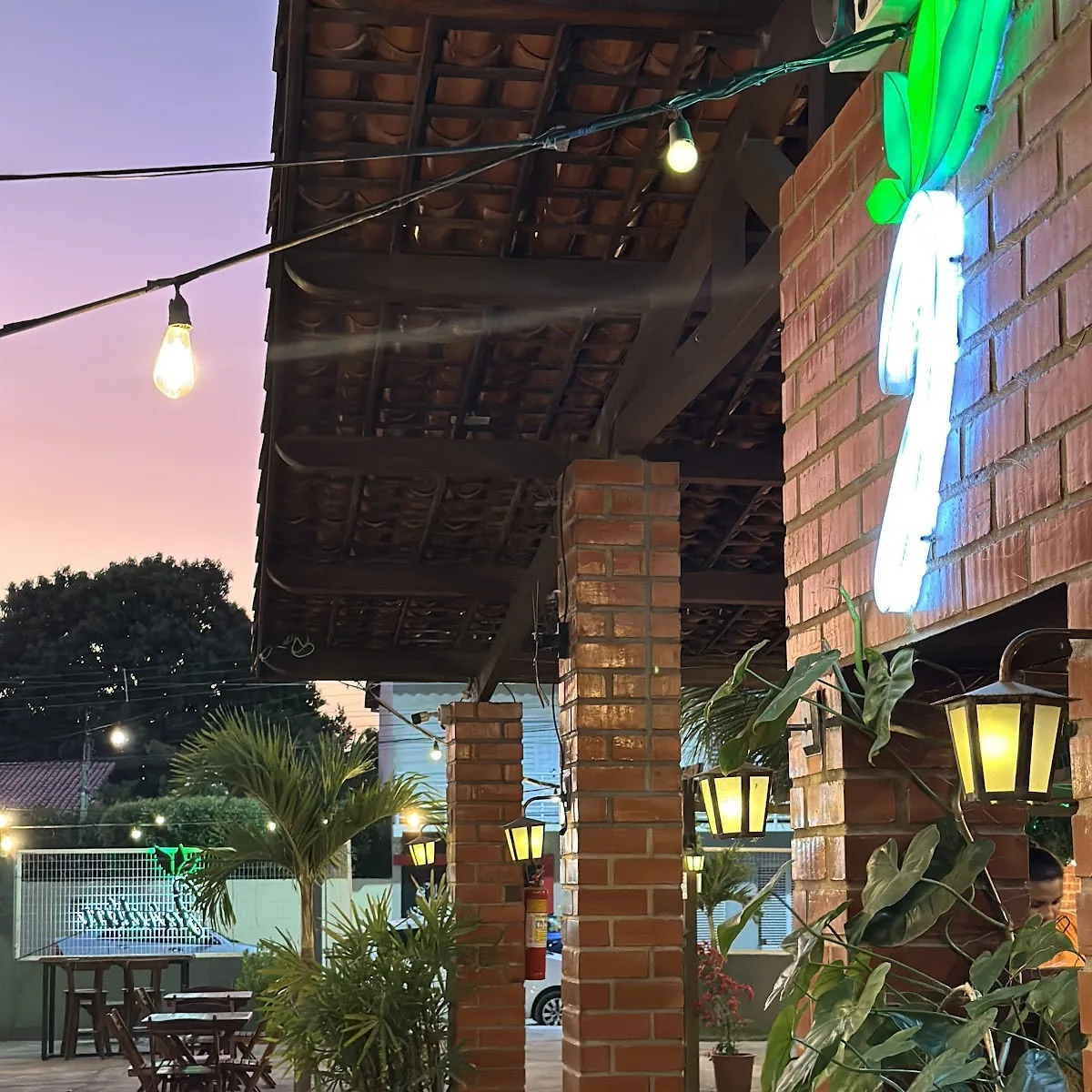 Jardim – Bar & Petiscaria — Rua Estevu00e3o Remu00edgio de Freitas, 1546 - Santa Luzia, Limoeiro do Norte - CE, 62930-000, Brazil