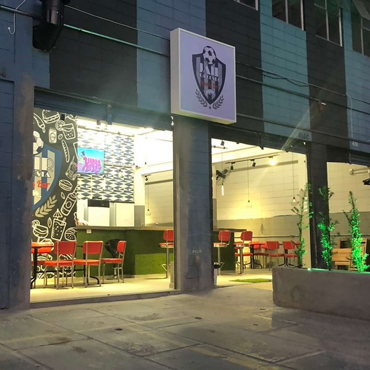 Jair da Costa Sports Bar — Av. Dionysia Alves Barreto, 634 - Vila Osasco, Osasco - SP, 06086-050, Brazil