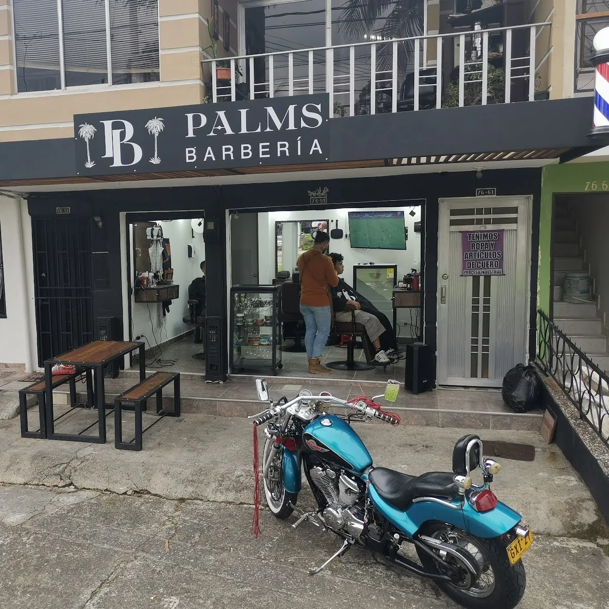 PALMS BARBERIA — 054047, Cl. 47 #76 - 59, Rionegro, Antioquia, Colombia