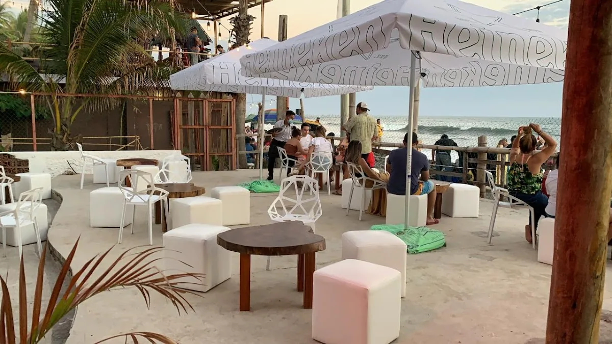 K29 GASTROBAR — RN 7W Kilu00f3metro 29 carretera este ESTE, LOTIFICACION MONTE LINDO II LOTE B Sitio del niu00f1o, San Juan Opico, El Salvador