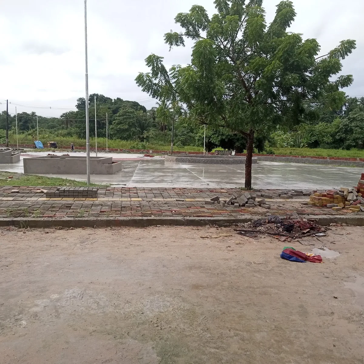 Dona Lúcia Bebidas — AL-401, 124 - Conj. Hab. Geraldo Bulhoes, Santa Luzia do Norte - AL, 57130-000, Brazil