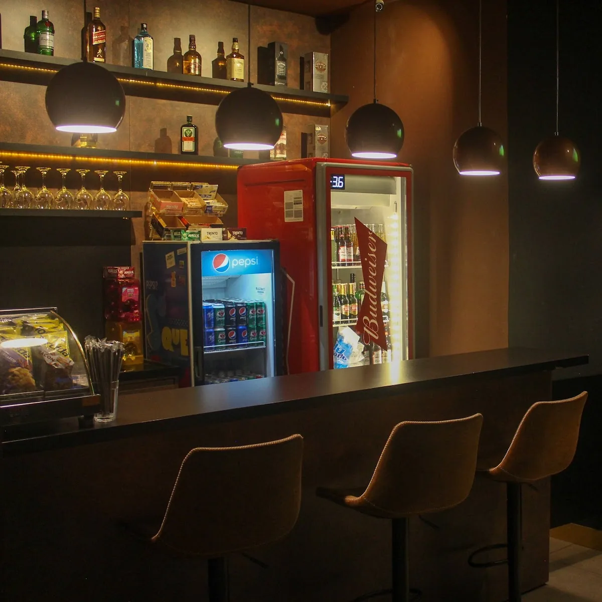 Pérola Sport Lounge — R. dos Andradas, 1295 - Centro, Santa Maria - RS, 97010-031, Brazil