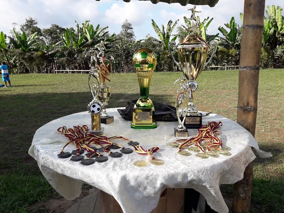 CANCHAS DEPORTIVAS SAN ANDRES gallery 2